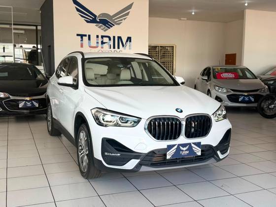 BMW X1 2.0 16V TURBO ACTIVEFLEX SDRIVE20I X-LINE 4P AUTOMÁTICO BMW X1 2.0 16V TURBO ACTIVEFLEX SDRIVE20I X-LINE 4P AUTOMÁTICO